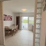 Kronos Retreat - Parliament View *