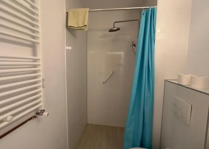 Kronos Retreat - Parliament View Bukarest