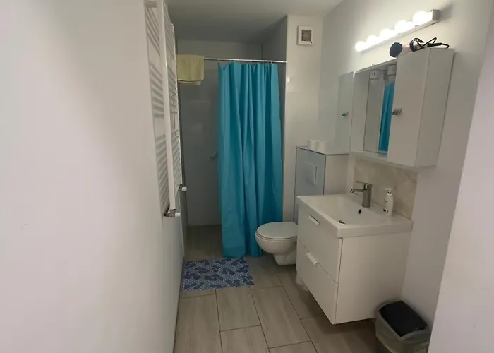 Apartment Kronos Retreat - Parliament View