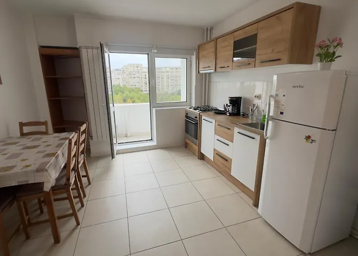 Kronos Retreat - Parliament View * Bukarest